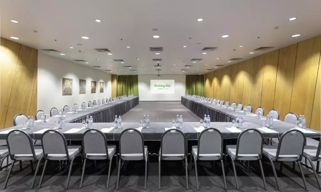 Holiday Inn